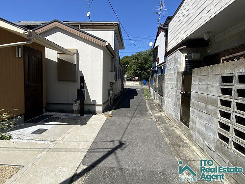 前面道路含む現地写真