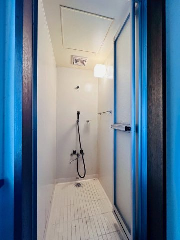 二階シャワー室で忙しい朝も家族が快適