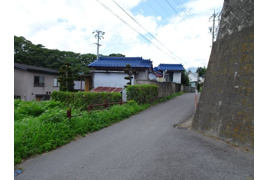 伊那市山寺土地　古家付きの外観
