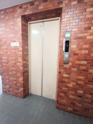 エレベーター付き
