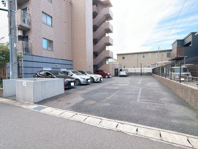 敷地内駐車場