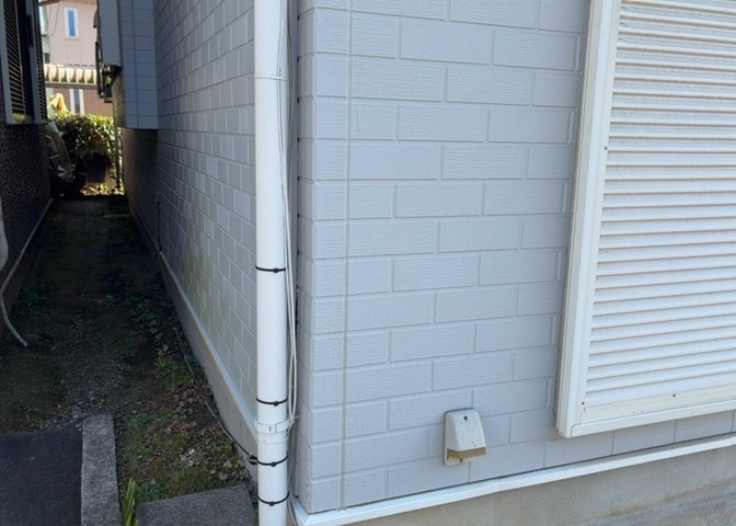 土地を買う際、住む地域の自治体や福祉の補助制度にも注目してみましょう。子供や老人の医療補助やゴミ出しのルールなど、自治体によってルールに大きな違いがあるため、暮らしやすい土地で判断するとよいでしょう。