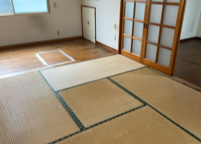 リビングの間取りの種類は大きくわけてリビングとダイニングが別になっているタイプ、リビングダイニング一体型です。どちらも一長一短ですので、家を選ぶ時はその両面をチェックして決めるようにしましょう。