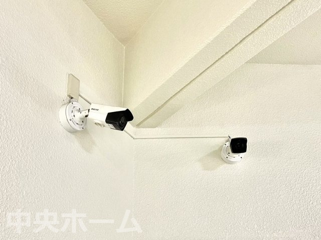 【防犯カメラ】何かあった時の大事な証拠になることももちろんなりますが、防犯というくらいですので大事なのは防犯カメラがあることによって抑止力につながることですよね。
