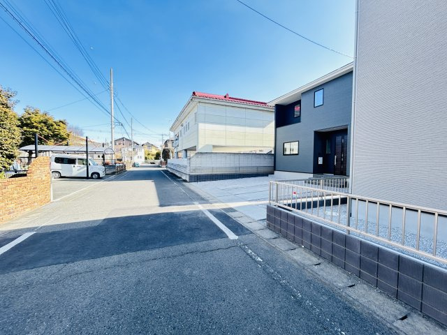 現地写真　北西側接道幅員約6ｍ