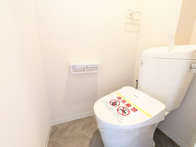 清潔感のあるトイレです