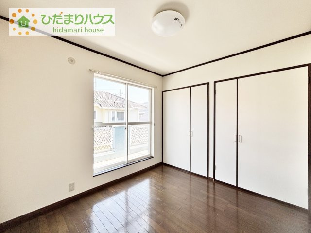 窓が多く、明るい空間を演出してくれます(*^^*)