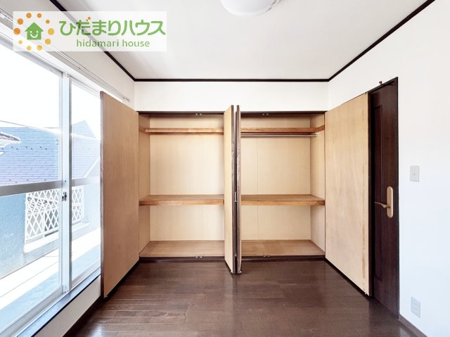 全室にクローゼットが付いていて、お部屋の住空間もスッキリ広々使えそうです(^^)