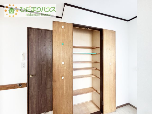 パントリー完備で散らかりがちなキッチン回りもラクラクお片付けできちゃいます！(*^-^*)