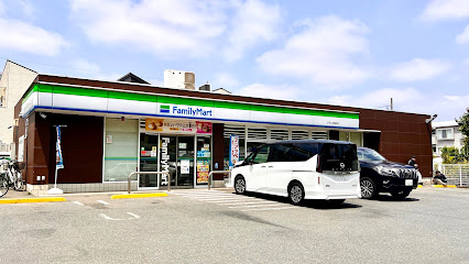 ファミリーマート小平上水南町店まで徒歩6分