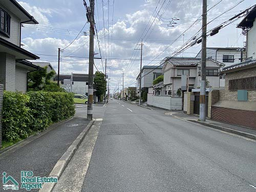 前面道路含む現地写真