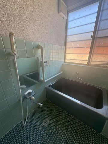窓がかなり大きいので、明るさも充分です。
