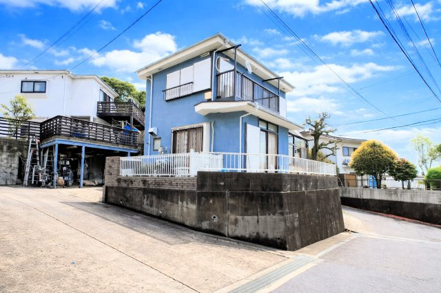 ◆一戸建てを中心とした街並みが整然と続き、周辺は高い建物が建っていないので、緑の多い閑静な趣を感じる環境です。街並みや周辺環境も重要なポイントです！！