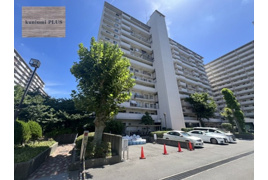 ベル・パークシティB棟の外観