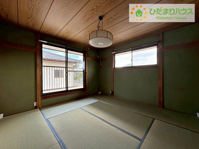 和の落ち着きを感じられるくつろぎ空間