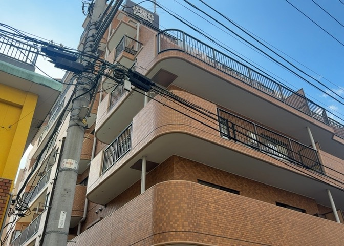 景色重視でお家選ぶをするとスーパーが遠い！学校が遠い！など生活をするうえで利便性で困ることもあります。まず一度現地を見学する際に、周辺の施設などがあるかを確認し、暮らし始めた後のことを想像しましょう。