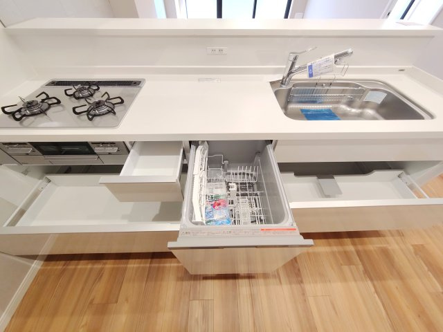 毎日の調理をスムーズにし、お料理の時間をより楽しく快適なものへと変えてくれる頼もしい設備です♪