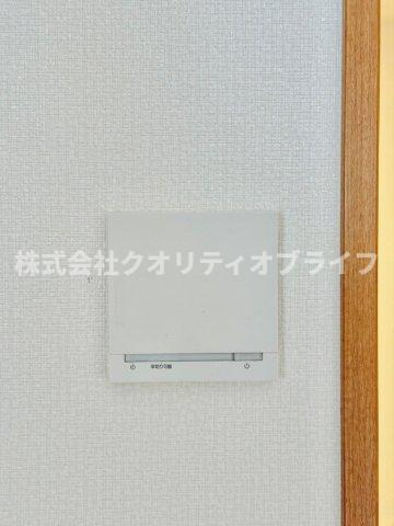 リビングは床暖房つき