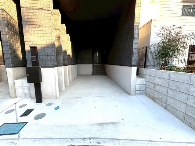 ビルトインガレージ