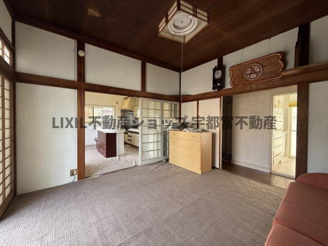 各居室・廊下・玄関とどこにいても採光が入る日当たりの良さがポイントです。そのままご利用されても新しく入れ替えをされる場合もリフォームのご相談も可能です。