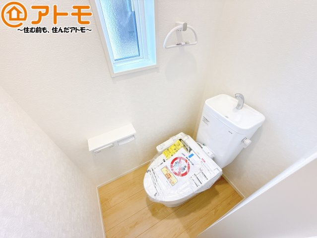 年代を問わず使いやすい洗浄機能付きのトイレ♪肌への負担をも減らせるのでお子様の敏感なお肌も安心！