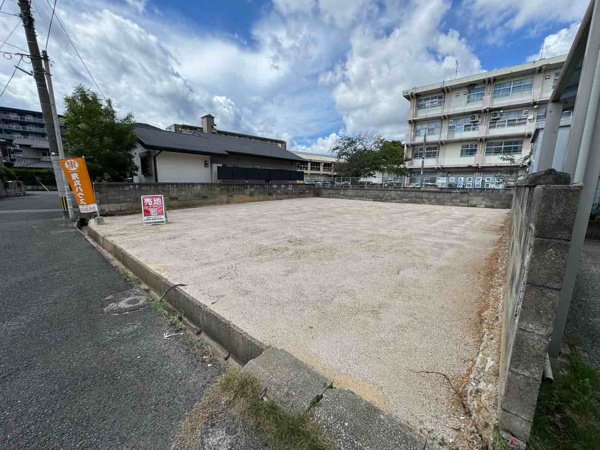 【湯川新町四丁目（8期）の前面道路含む現地写真】