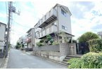 小学校徒歩9分、中学校徒歩11分！幼稚園・保育園も徒歩圏内に多数、スーパー・コンビニ・ドラッグストアも徒歩10分圏内にそろう便利な環境です。