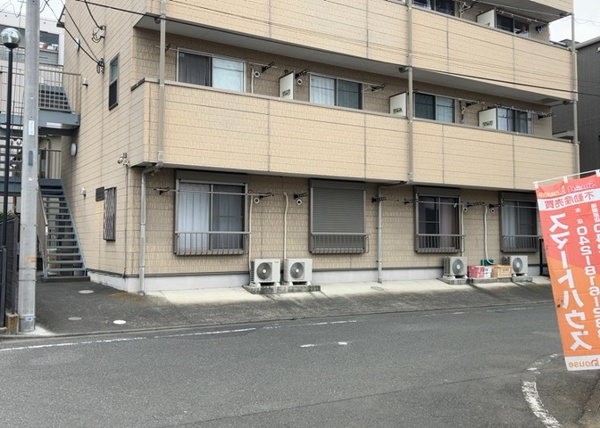 【八王子市大塚の新築戸建ての外観】