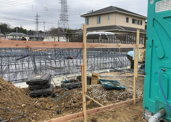 【八王子市大塚の新築戸建ての外観】