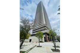 プラウドタワー東雲キャナルコートの外観