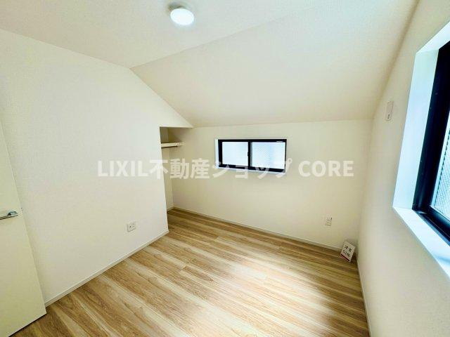 元気が生まれるお部屋です。明るい気分で始まればなんだか一日いい事が続く気がします。　