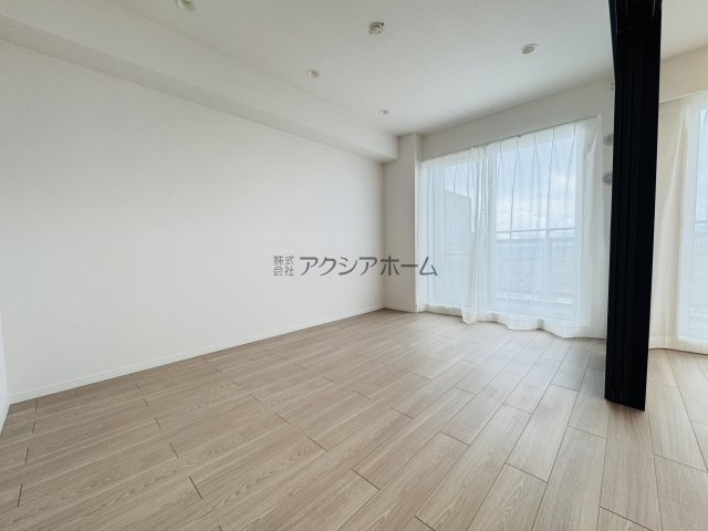 洋室6.4帖