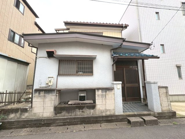 南西・北東の両面道路で陽当り通風良好です！敷地約23坪・自由設計で夢のマイホームはいかがでしょうか！建築条件なし・お好きなハウスメーカーで建築可能です！