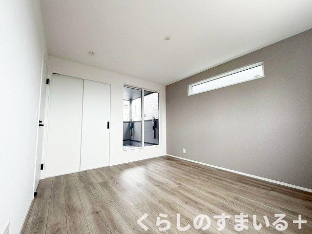 広々とした洋室です