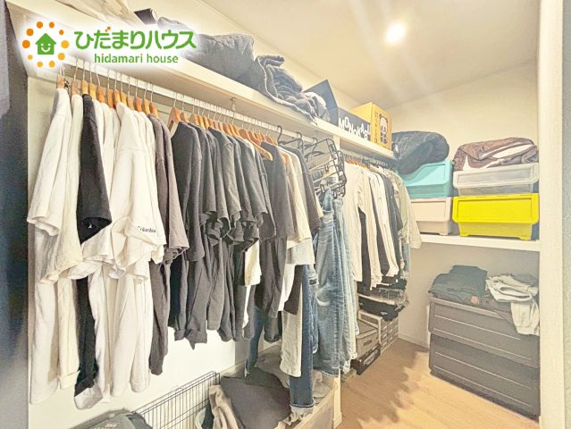 大容量のウォークインクローゼットで、毎日の身支度がスムーズに！