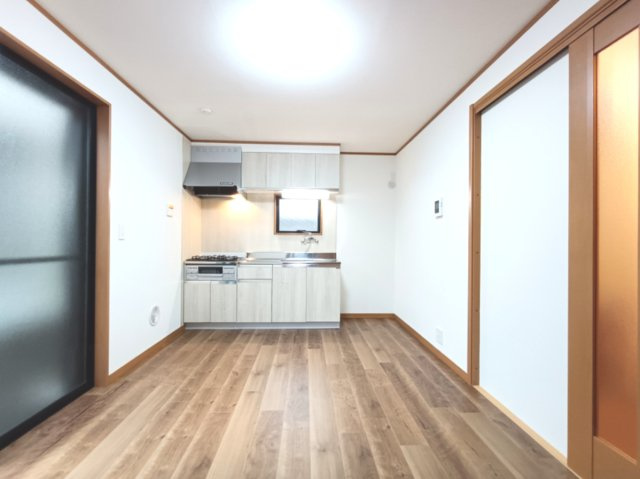 【DK約7.0帖】　ダイニングを広く使える効率的なレイアウト。