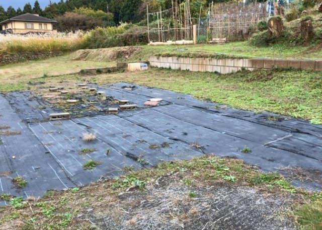 隣家の土地はどうなっているのか、生活利便施設が近くにあるのか、学校まで近いかなど、お客様のライフスタイルにあわせたイメージが重要です。また、近くにあると困る施設が近くにないかも確認するといいでしょう。