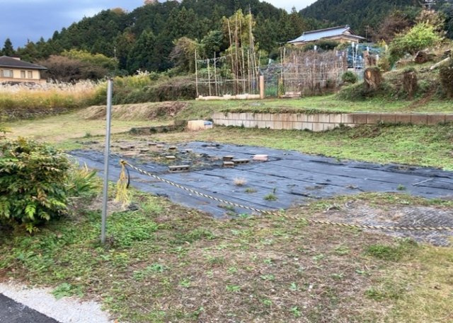 人が暮らすうえで日光は大切な要素となります。日当たりの良さは譲れないポイントですね。併せて近くに大きな建築物の建築予定がないか、あるいはそれが可能な土地が近くにないか事前に確認することもお勧めします。
