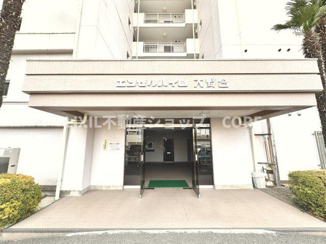 ご見学の際にはご自宅はもちろん、駅やご指定頂いた場所まで無料でお迎えに伺います。