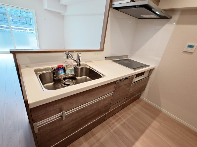 【新品】対面式システムキッチン交換（食器洗浄乾燥機・浄水器・オール電化・IHクッキングヒーター付き）