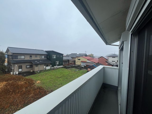 周りに大きな建物がないので日当たり良好です！