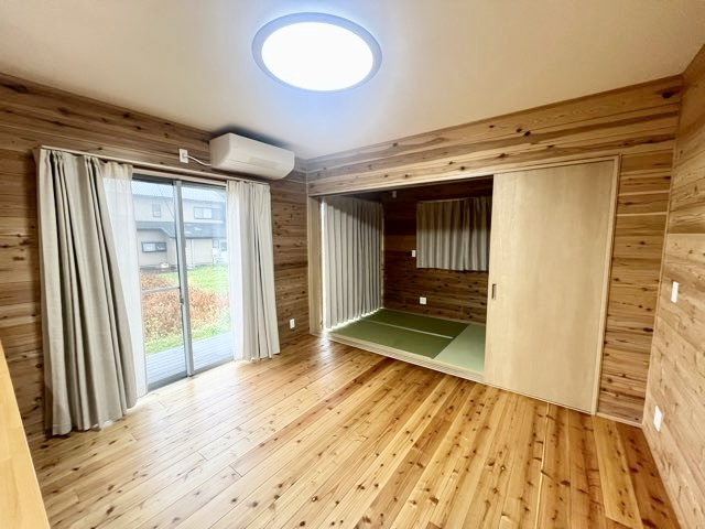 LDKは森林浴をしているようなくつろぎ空間です☆
