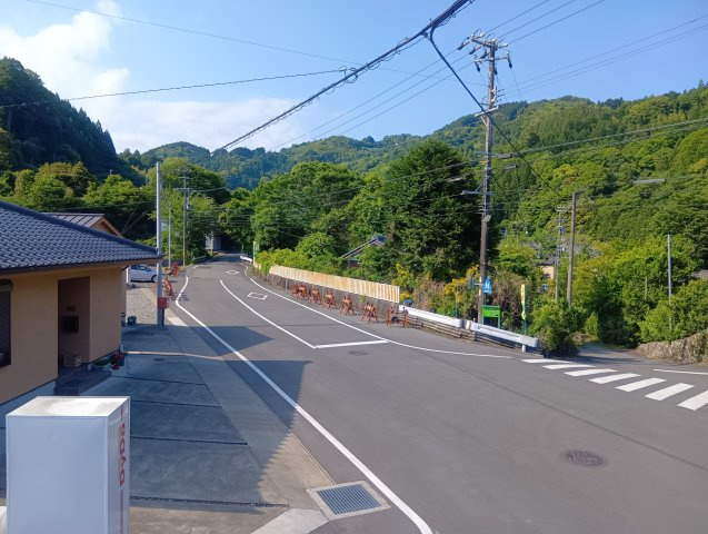 前面道路は見通しが良いです！