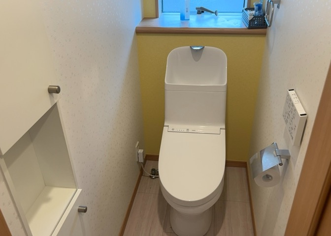 トイレは大きさや形、機能、抗菌性などが異なる多種多彩なタイプが各メーカーから出ています。それぞれに良さがあるため、事前にどういったタイプのトイレがいいのかをご家庭内で決めて、内見に行くといいでしょう。