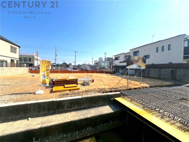 外観：328000585181