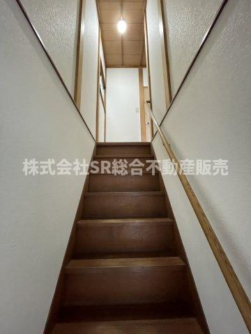 当日予約も大歓迎です！土日祝、雨の日やお子様連れのお客様の送迎も可能ですのでお気になさらずお問合せ下さい。お仕事終わりのお時間にも柔軟に対応致しますのでお気軽にお申し付け下さいませ。