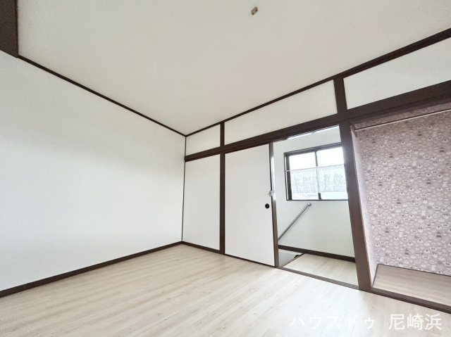 3階寝室　棚などで区切りお部屋を分けることも可能です♪