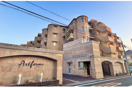 アートフォルム山手の外観