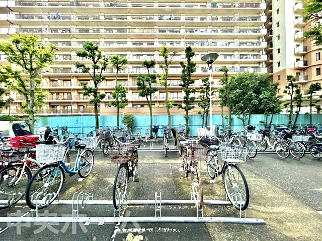 【自転車置き場】最新の空き状況や費用などの詳細は担当スタッフまでお問い合わせください。