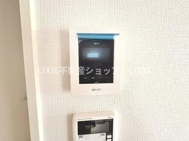 学校から帰ったお子様のお留守番にも安心なセキュリティ設備ですね。